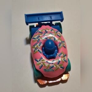 Mattel Hot Wheels Pink and Blue Sprinkle Racer